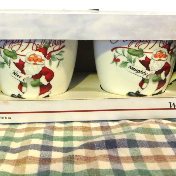 Pfaltzgraff Winterberry Naughty And Nice Mug Set New In Box Never Used - Picture 2 of 9